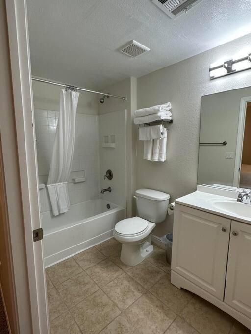 Mesquite Retreat 2 Bd Condo By Cool Properties Llc Eksteriør billede