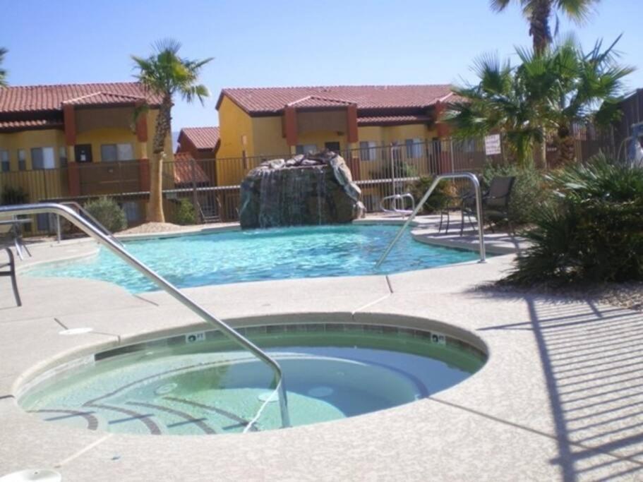 Mesquite Retreat 2 Bd Condo By Cool Properties Llc Eksteriør billede